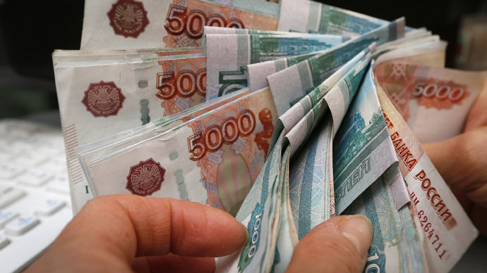 Đồng ruble Nga lên giá cao nhất năm